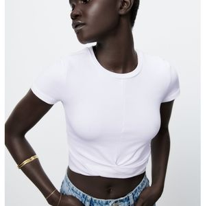Zara - Knotted Crop Top